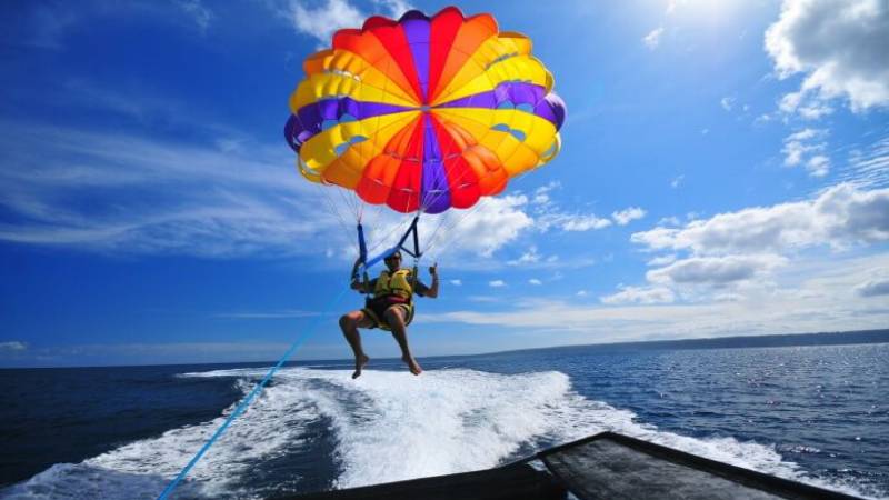 Parasailing Thrills